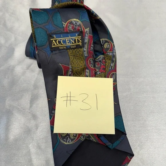 Silk Accents Vintage Style Paisley Men’s Neck Tie - Picture 3 of 3